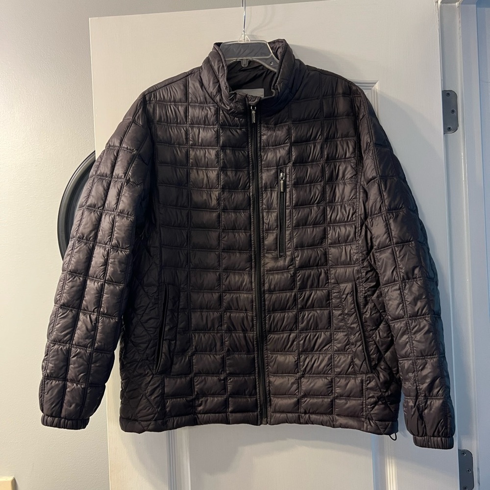 Rainforest lightweight puffer jacket size L